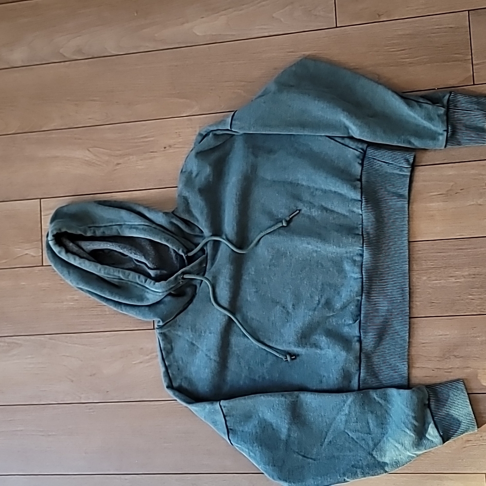 90 degree small teal cropped hooded sweat shirt